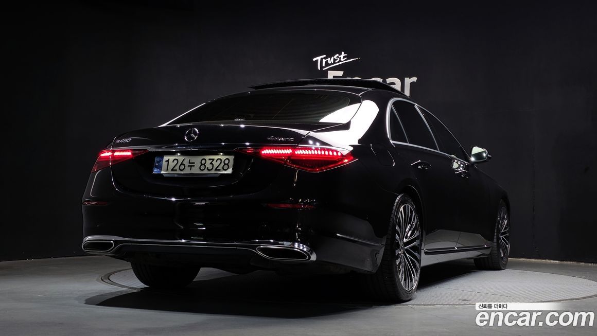 Mercedes-Benz S-Class 2022