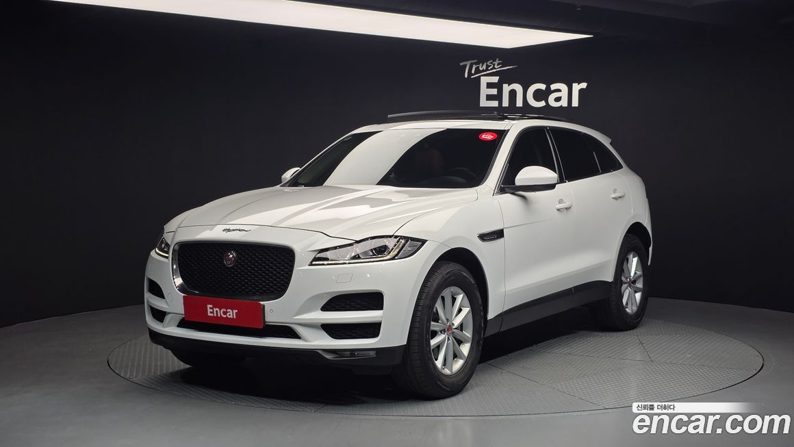 Jaguar F-PACE 2018