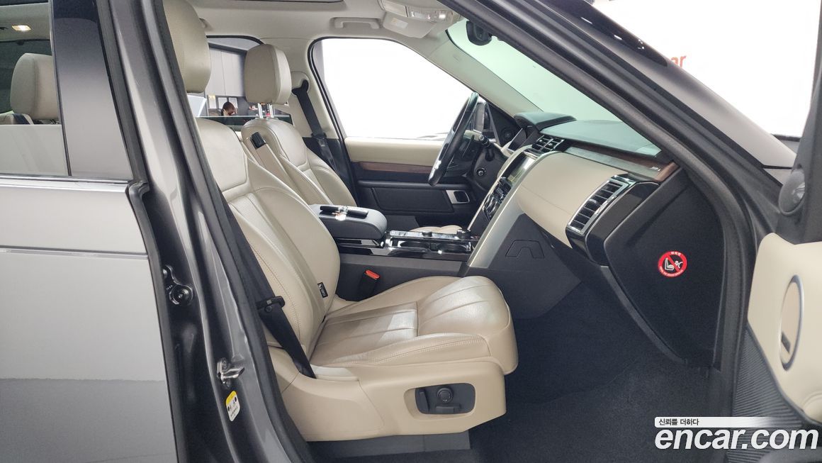 Land Rover Discovery 2019