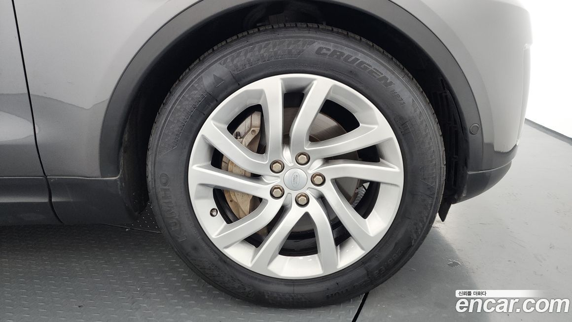 Land Rover Discovery 2019