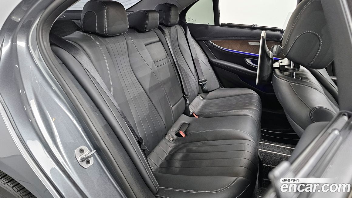 Mercedes-Benz E-Class 2019