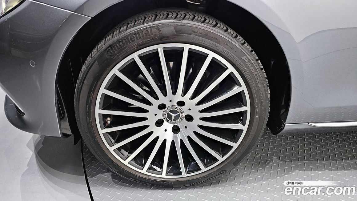 Mercedes-Benz E-Class 2019