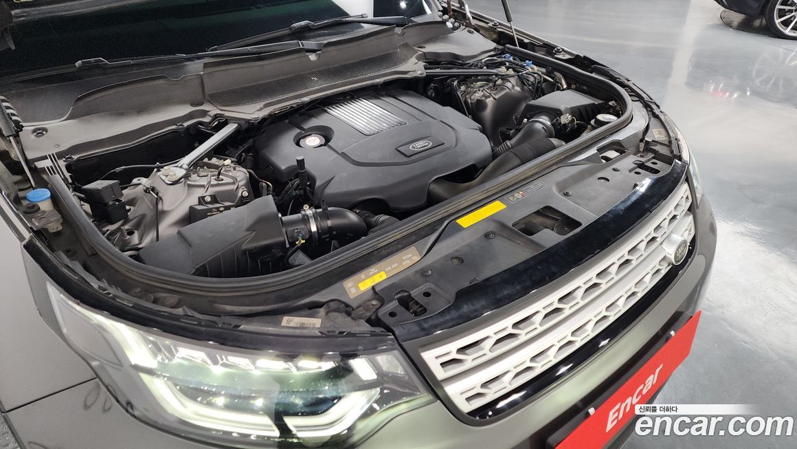 Land Rover Discovery 2019