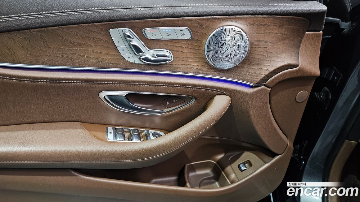 Mercedes-Benz E-Class 2020