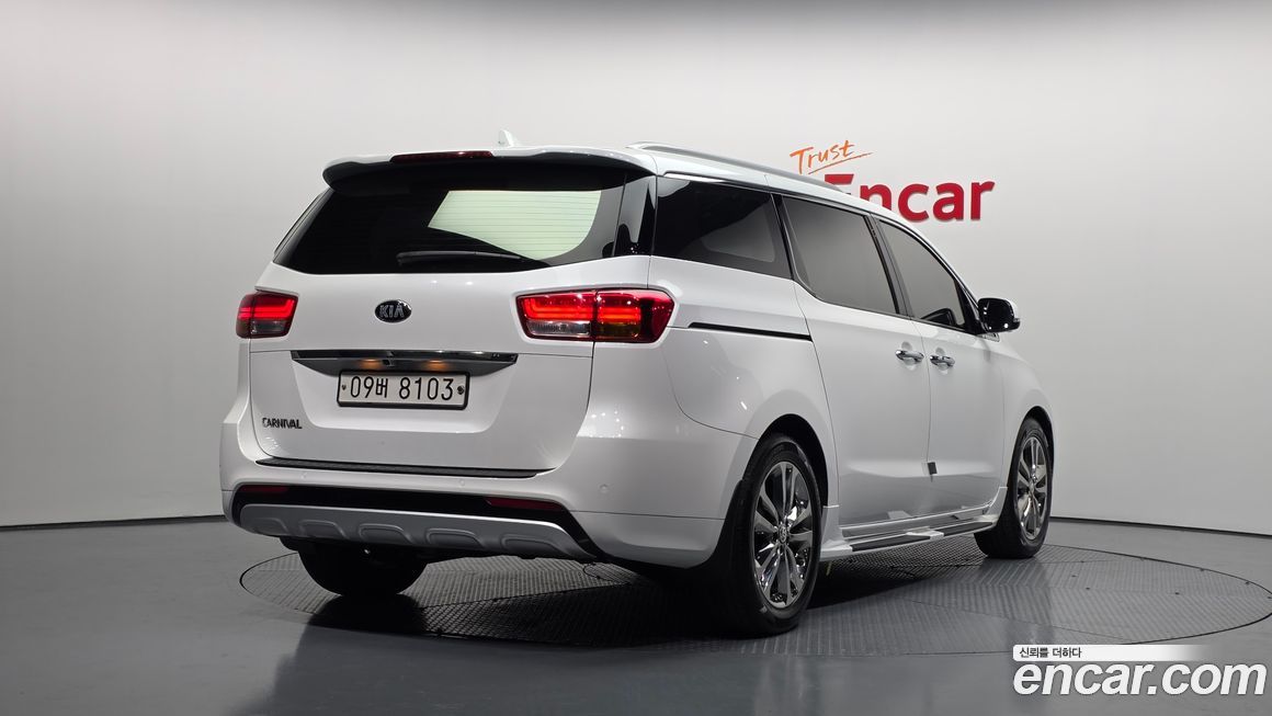 Kia Canival 2018