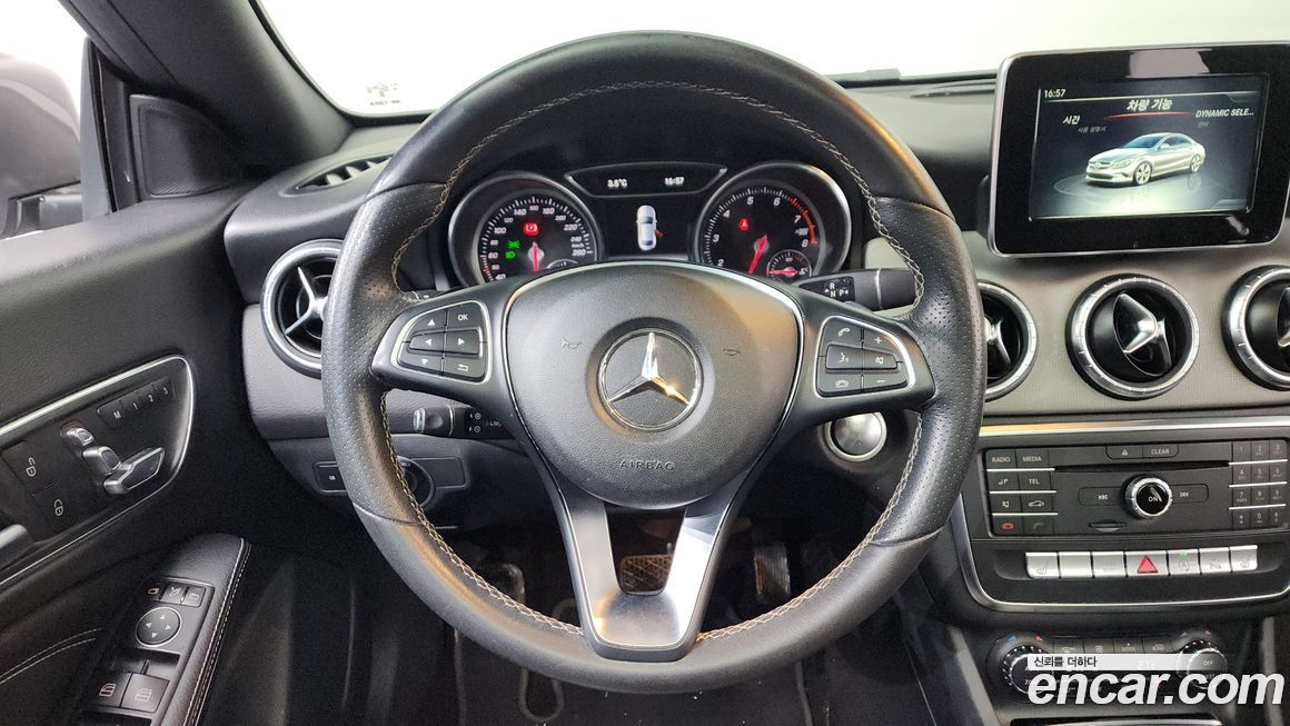 Mercedes-Benz CLA-Class 2017