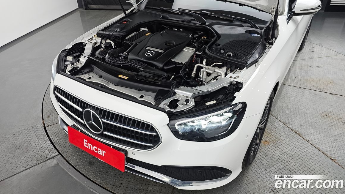 Mercedes-Benz E-Class 2021