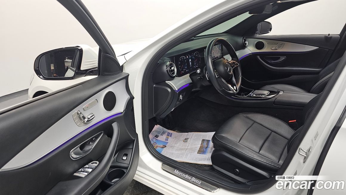 Mercedes-Benz E-Class 2021