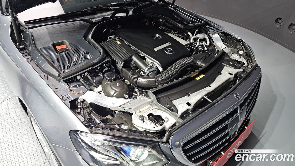 Mercedes-Benz E-Class 2020