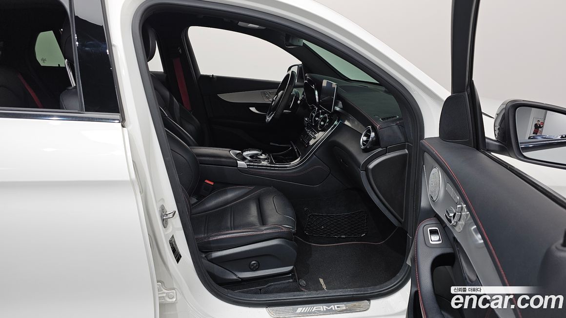 Mercedes-Benz GLC-Class 2019