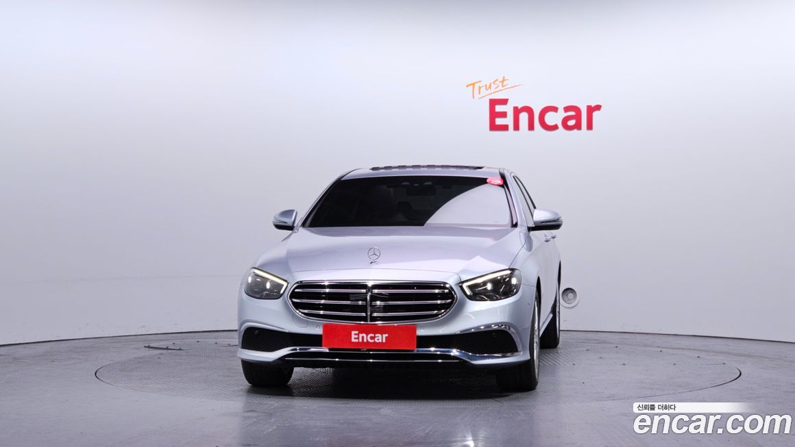 Mercedes-Benz E-Class 2021