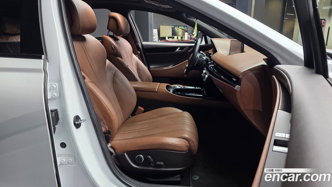 Genesis G80 2021