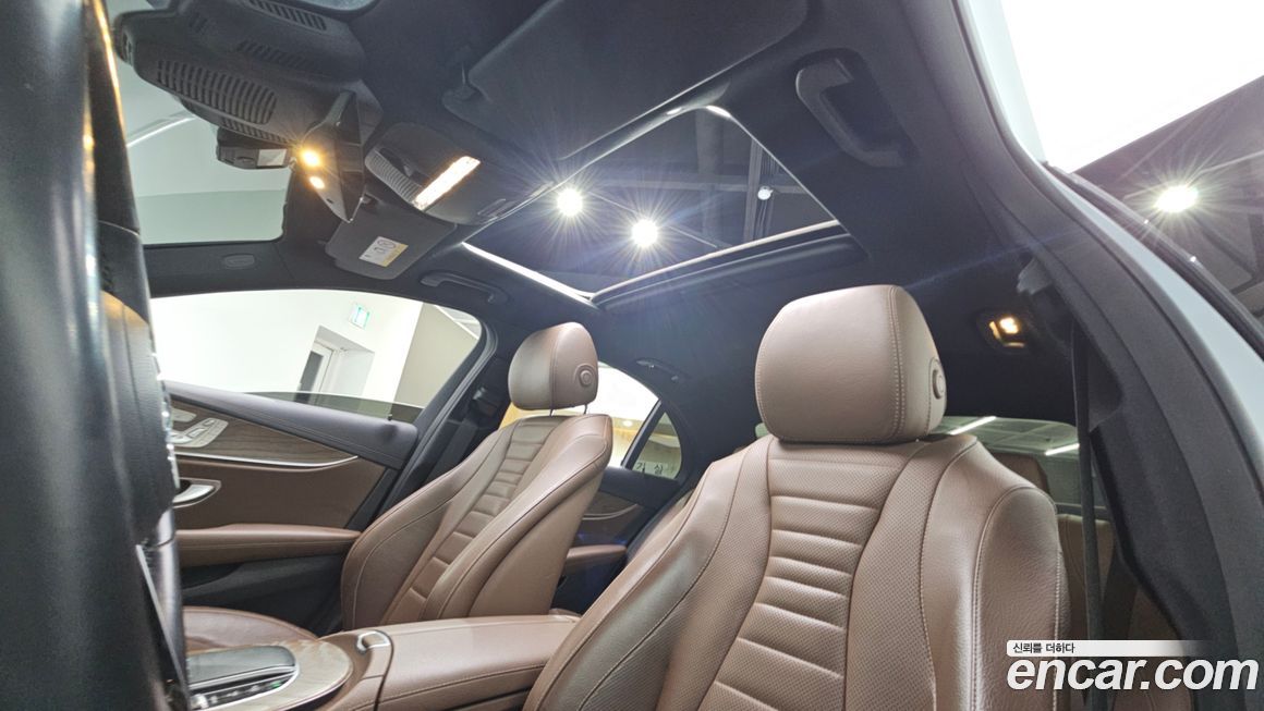 Mercedes-Benz E-Class 2021