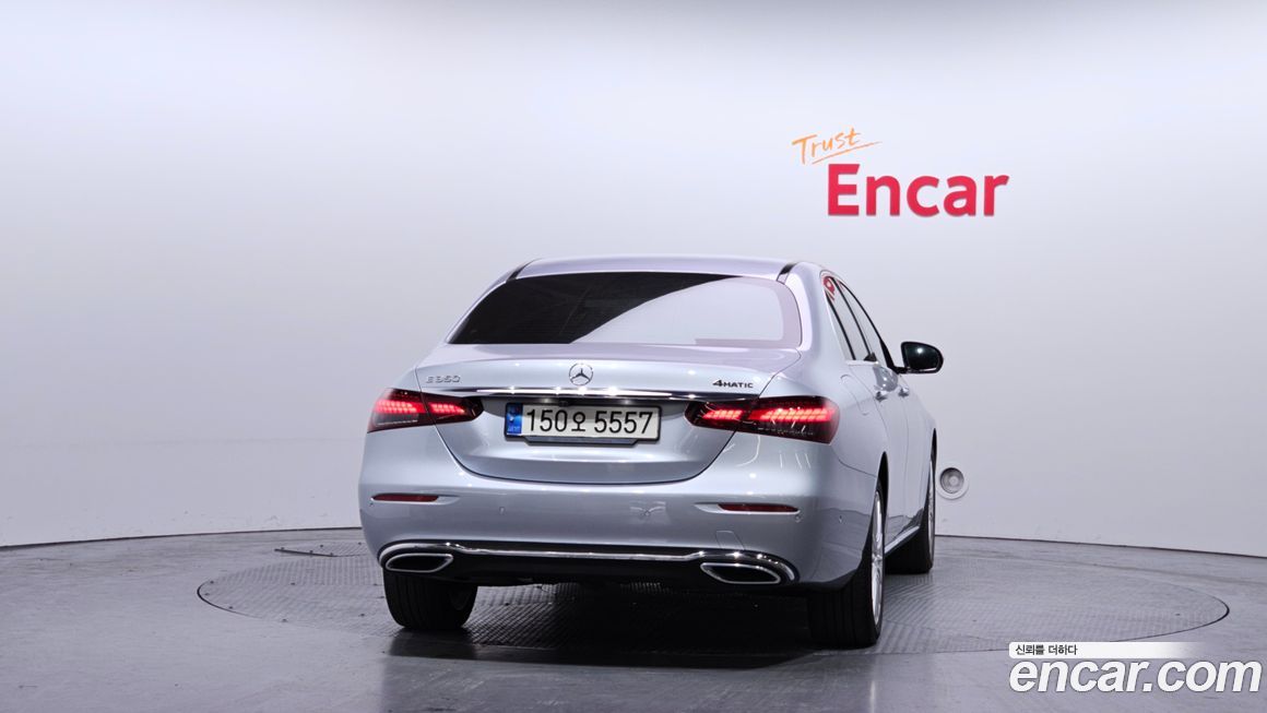 Mercedes-Benz E-Class 2021