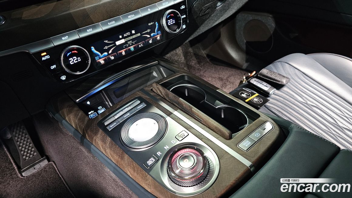 Genesis G80 2021