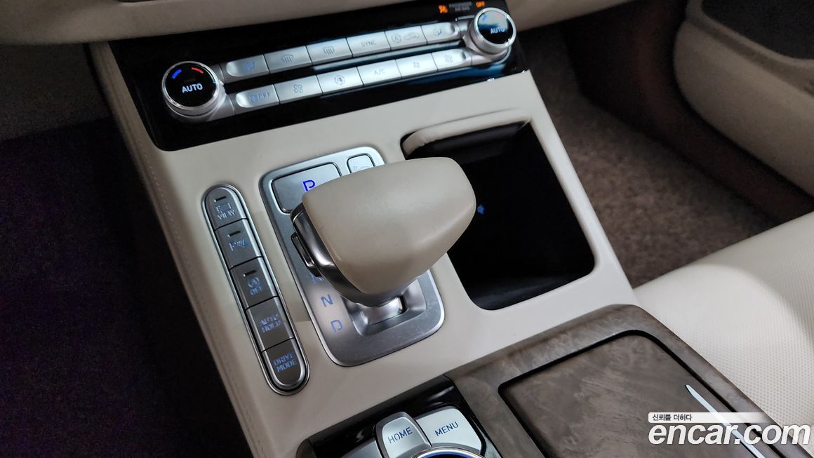 Genesis G90 2020