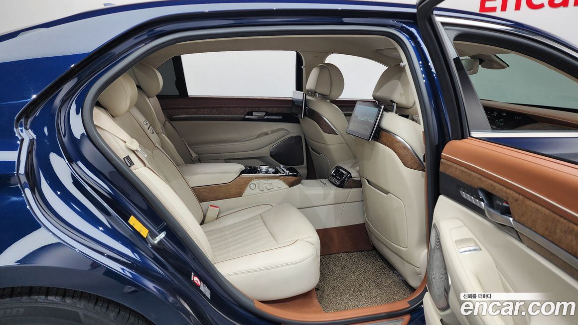 Genesis G90 2020