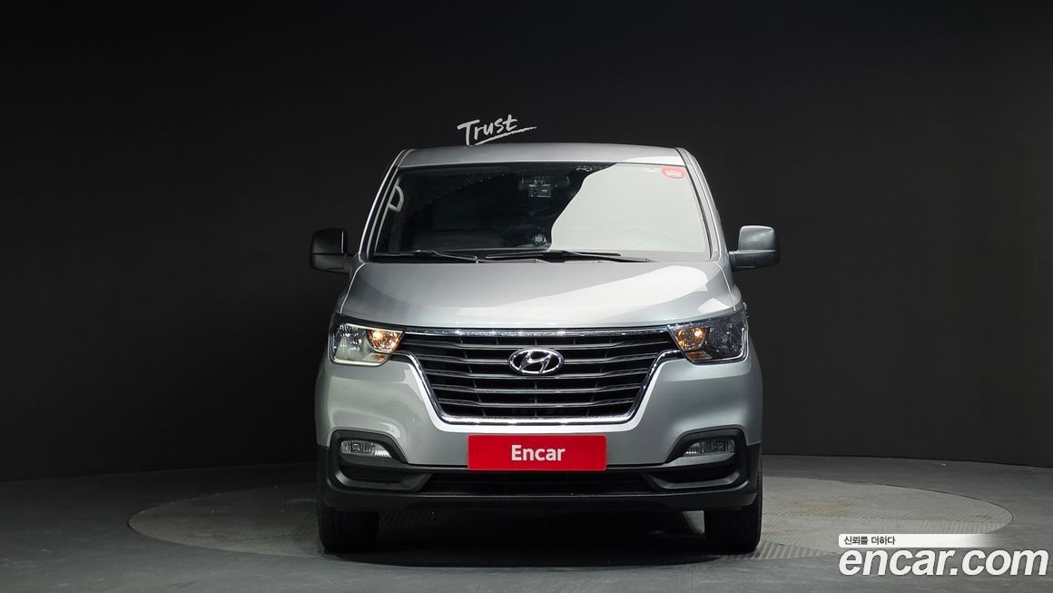 Hyundai Starex 2019
