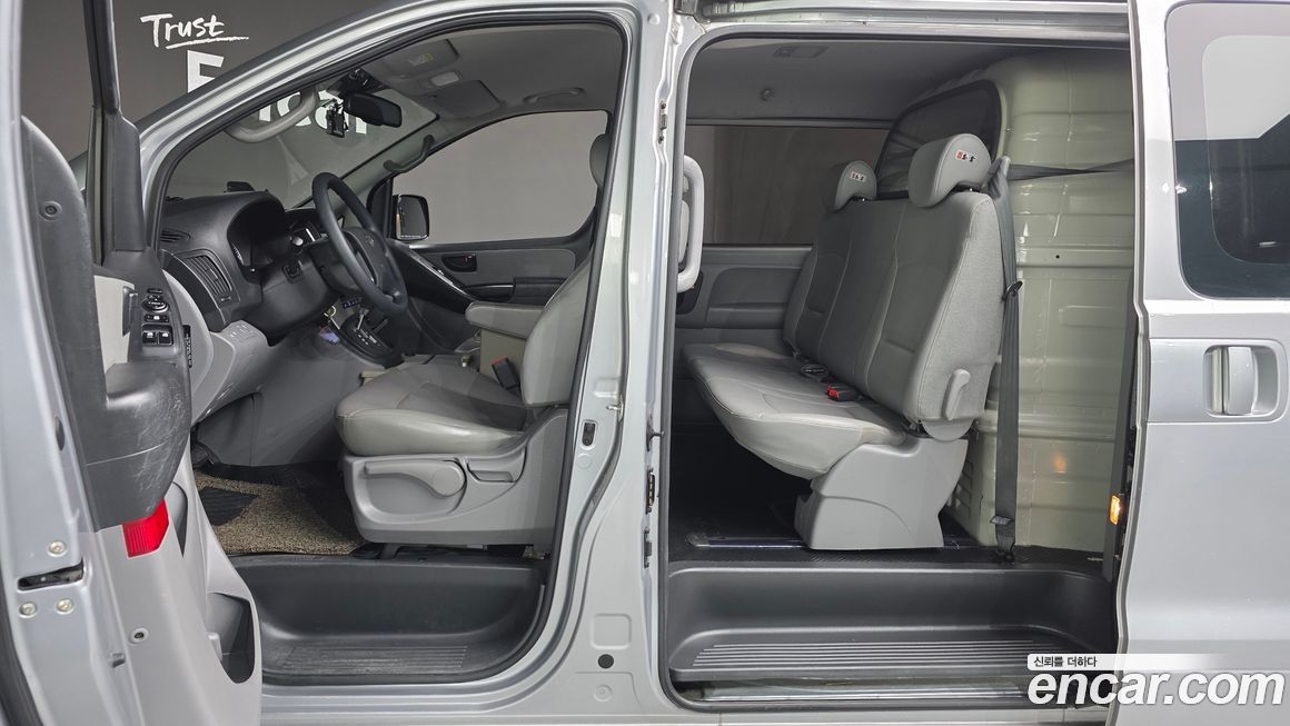 Hyundai Starex 2019