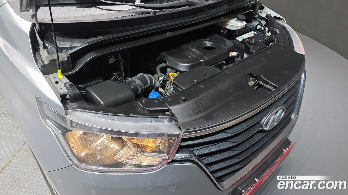 Hyundai Starex 2019