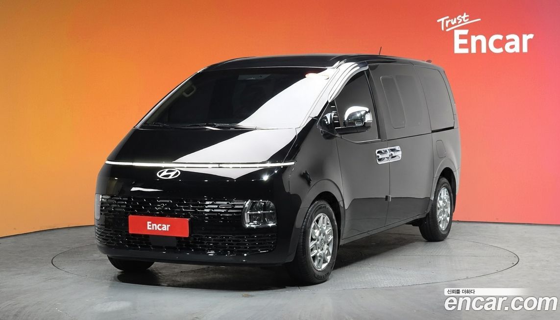 Hyundai Staria 2025