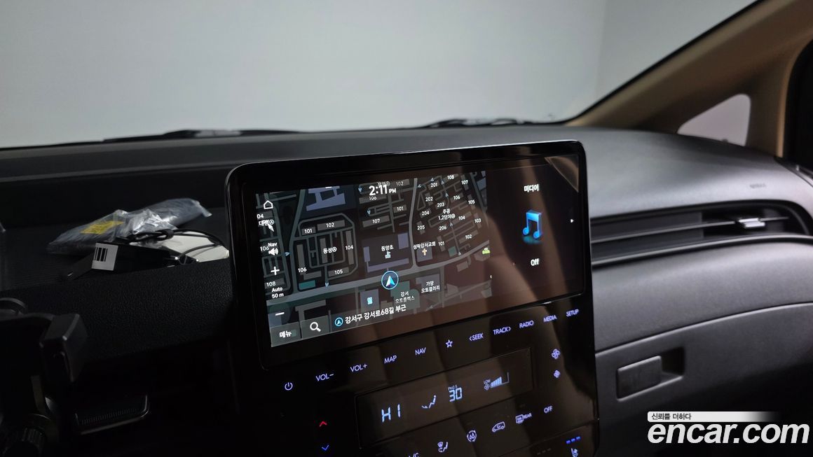 Hyundai Staria 2025