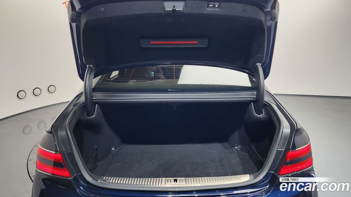 Genesis G90 2020