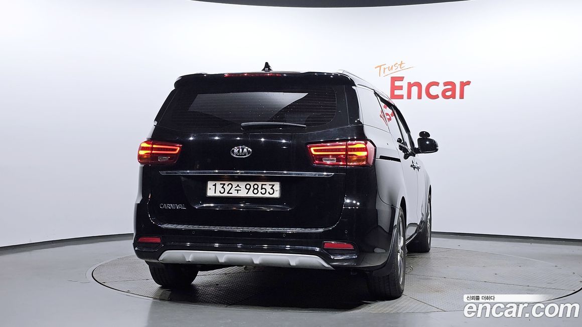 Kia Canival 2019