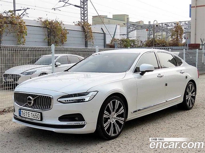 Volvo S90 2022