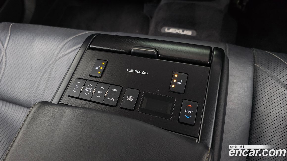 Lexus ES 2019