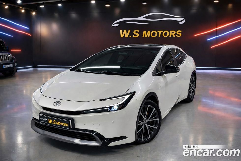 Toyota Prius 2024