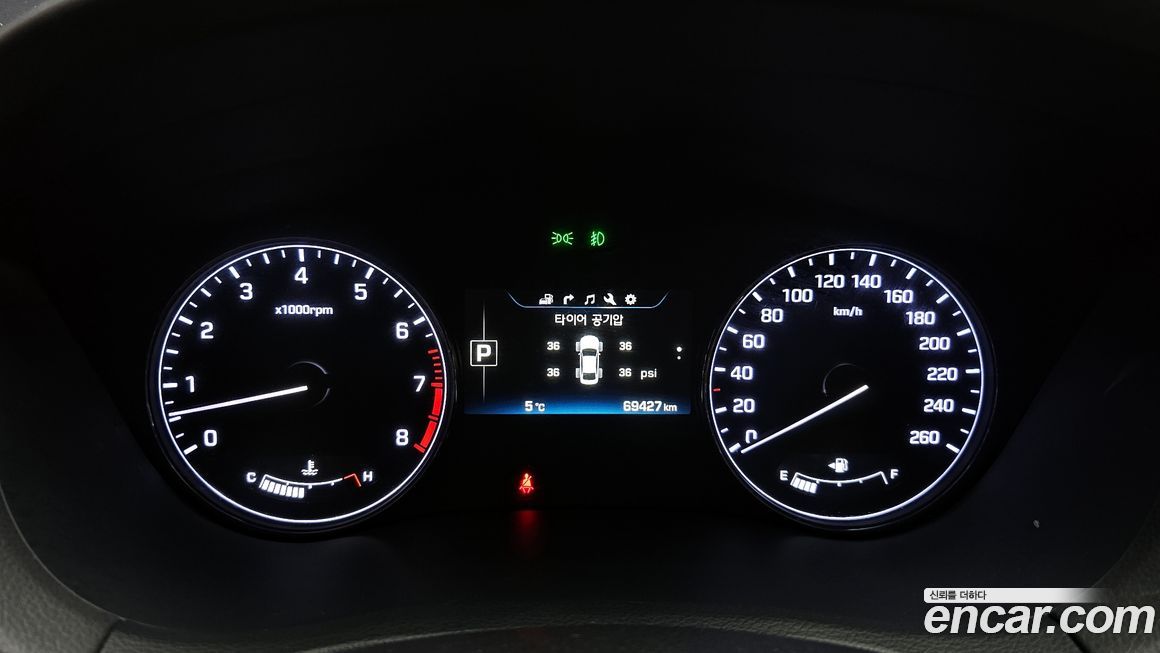 Hyundai Genesis 2016