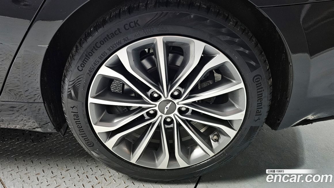 Hyundai Genesis 2016