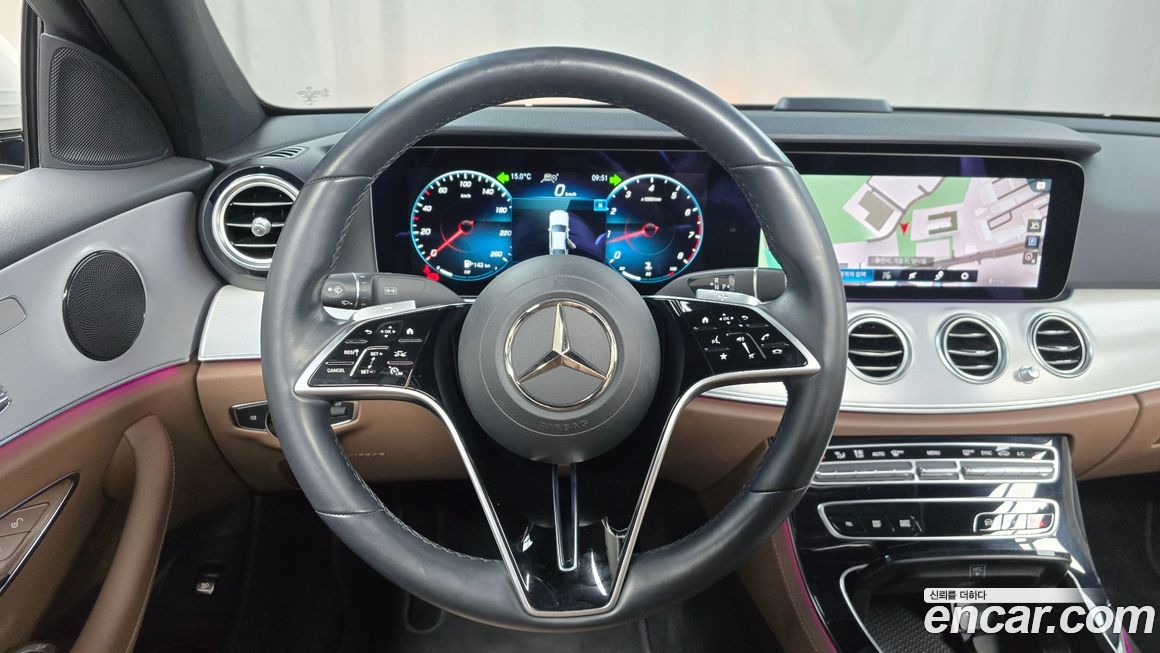 Mercedes-Benz E-Class 2021