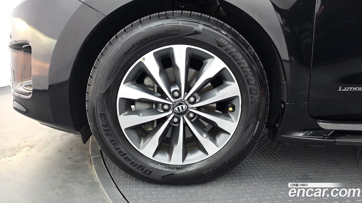 Kia Canival 2016