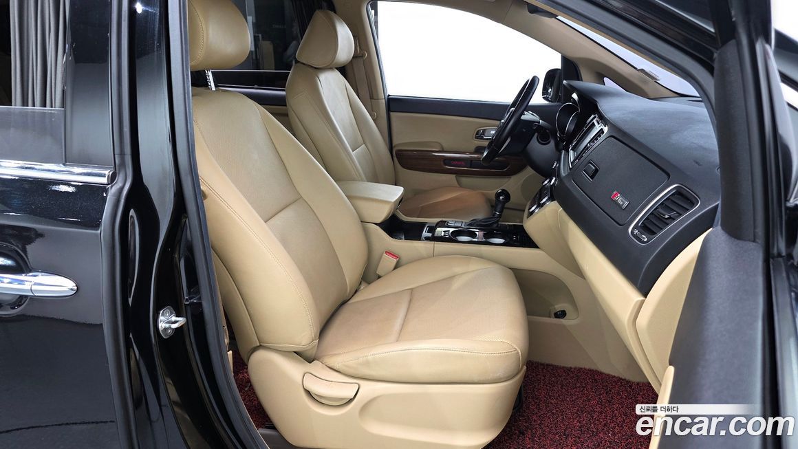 Kia Canival 2016