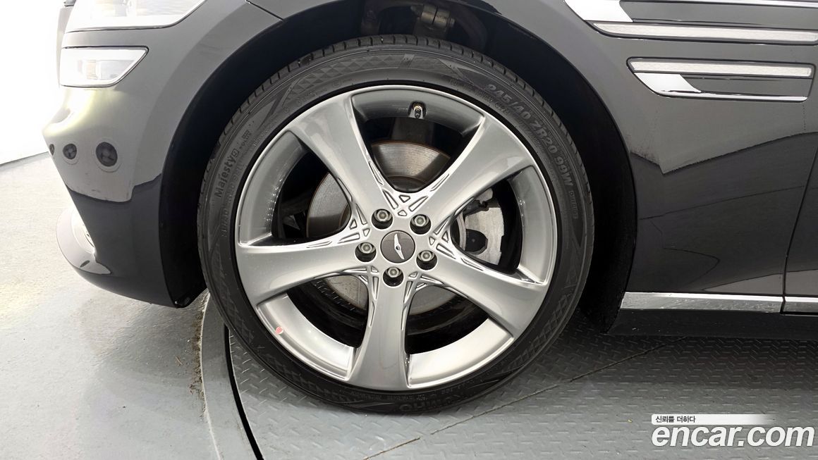 Genesis G80 2021