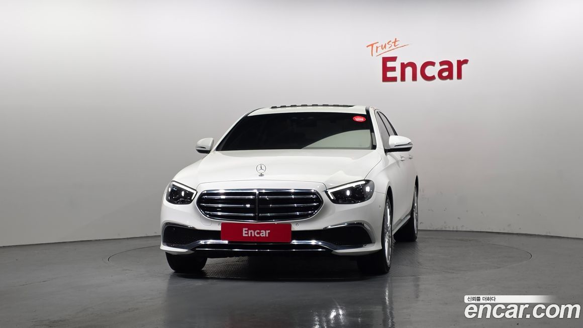 Mercedes-Benz E-Class 2021