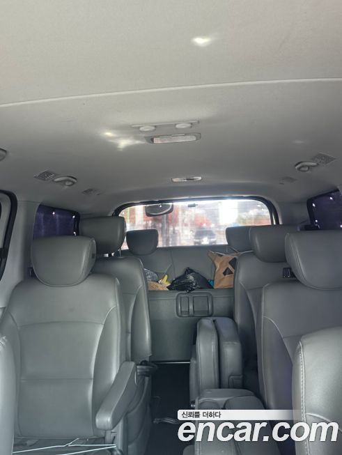 Hyundai Starex 2019