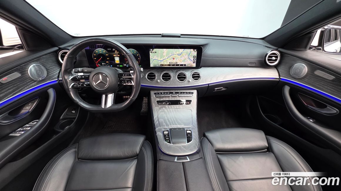 Mercedes-Benz E-Class 2021