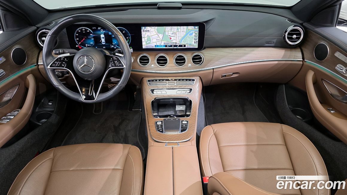 Mercedes-Benz E-Class 2021