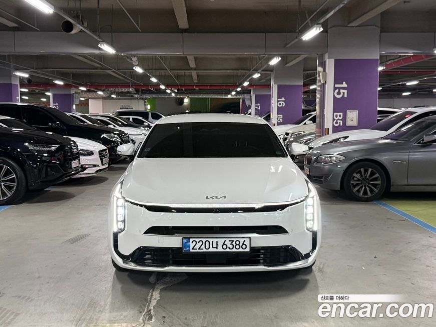 Kia K8 2025