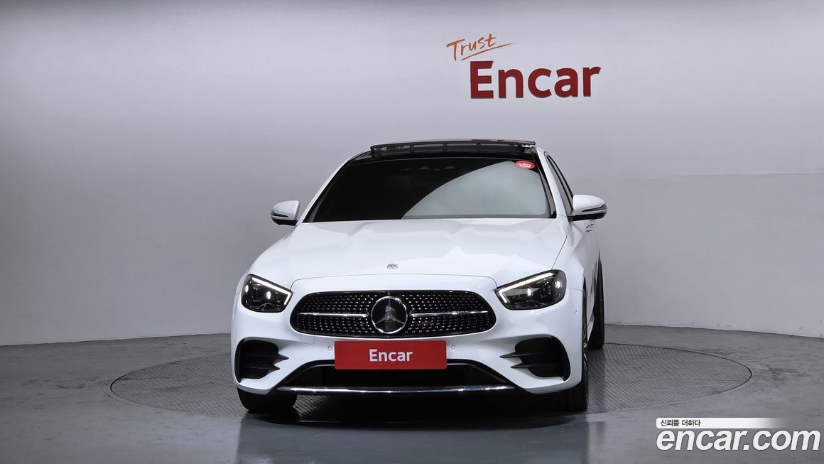 Mercedes-Benz E-Class 2021