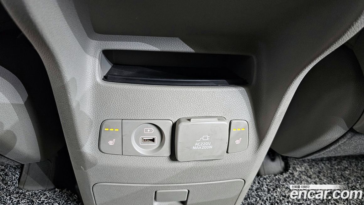 Kia Canival 2016