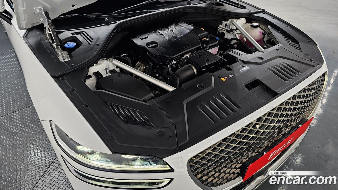 Genesis GV70 2024