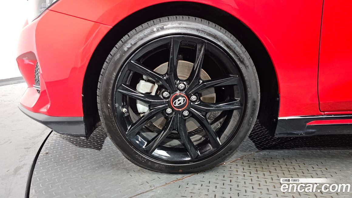 Hyundai Veloster 2019