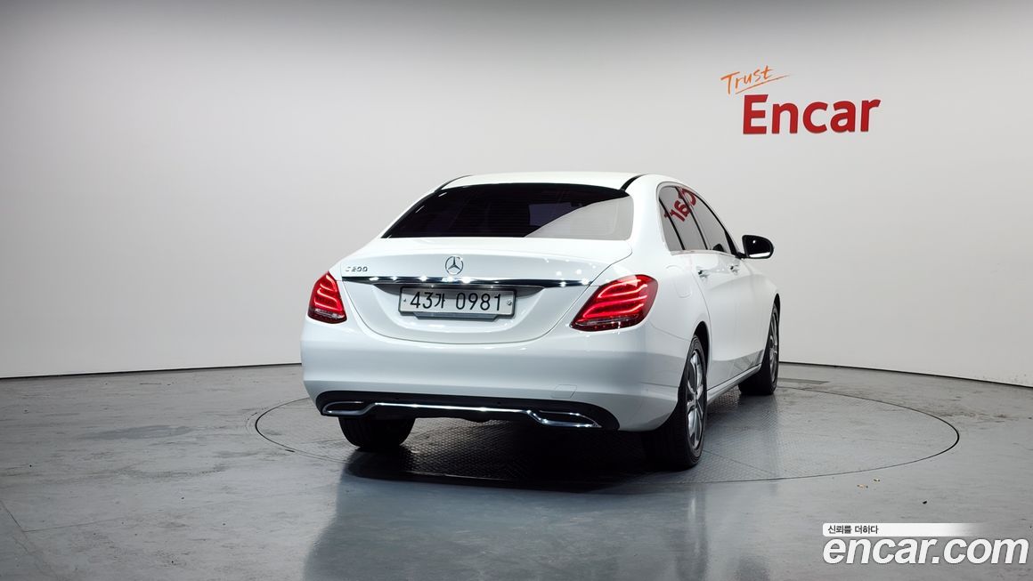 Mercedes-Benz C-Class 2016