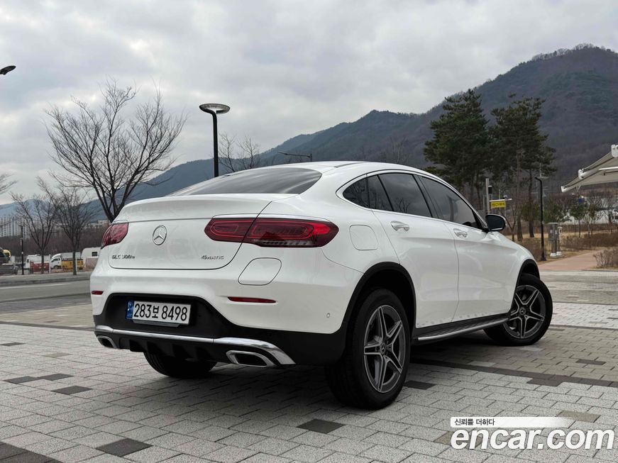 Mercedes-Benz GLC-Class 2023