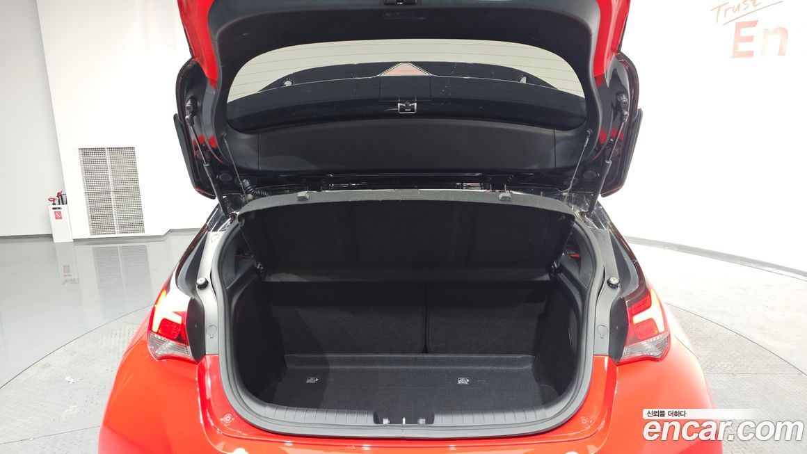 Hyundai Veloster 2019