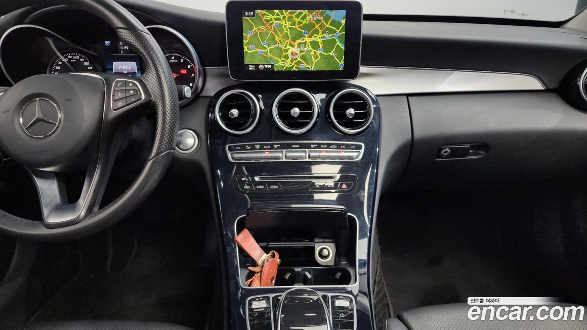 Mercedes-Benz C-Class 2016